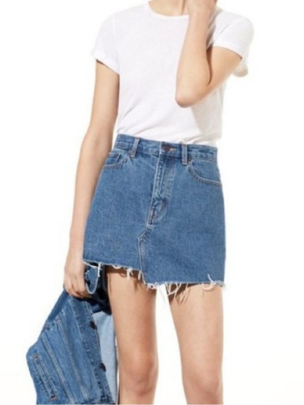 Aritzia Golden By TNA Testani Denim Mini Skirt with Frayed Hem Size 2